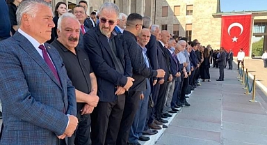 PEKŞEN SON YOLCULUĞUNA UĞURLANDI