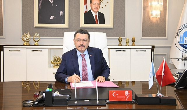 BAŞKAN GENÇ, 23 NİSAN MESAJI YAYINLADI