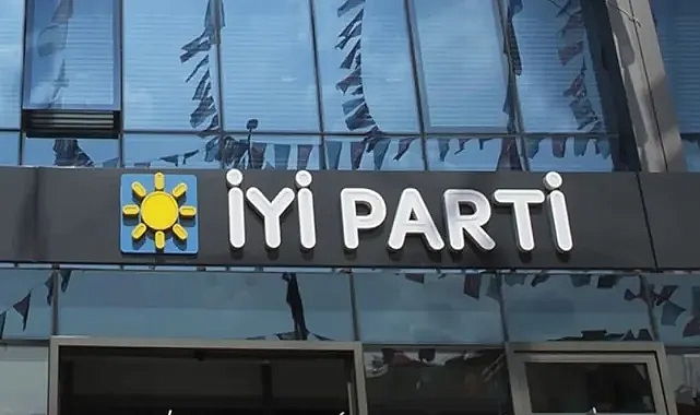 İYİ PARTİ BAŞKANLIK DİVANI TOPLANDI