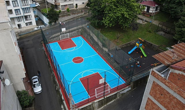 BORDO-MAVİ SEMT SAHASI ÇOCUKLARIN HİZMETİNDE