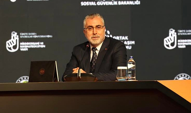 YAŞLILIK SİGORTASI GELİYOR: BAKAN IŞIKHAN DUYURDU