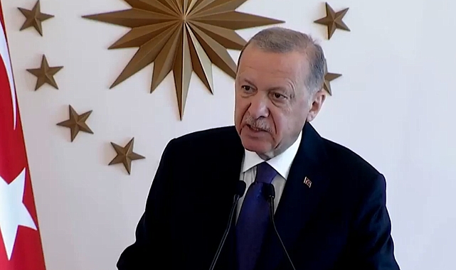 ERDOĞAN: İSTİKLAL MEŞALESİ GENÇLERİN OMUZLARINDA ANADOLU'YA YAYILDI