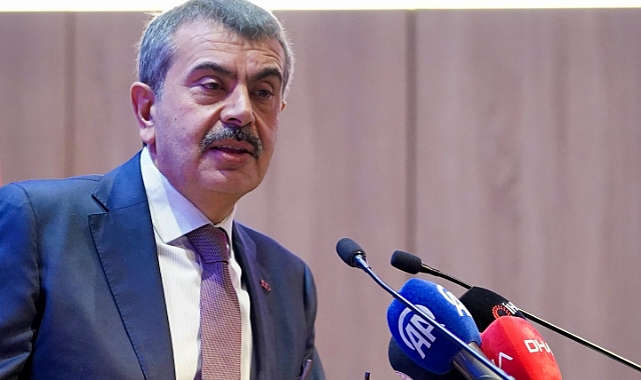 MİLLİ EĞİTİM BAKANI YUSUF TEKİN YENİ MÜFREDATI ONAYLADI