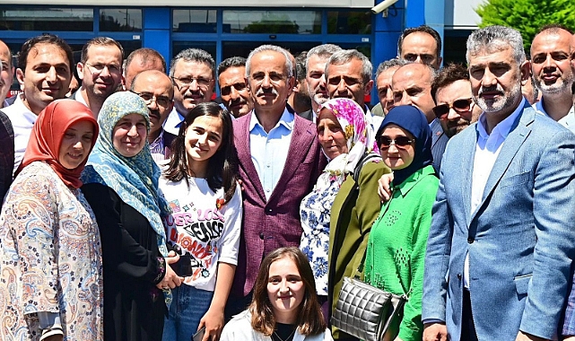 BAKAN URALOĞLU'NDAN TRABZON ÇIKARMASI