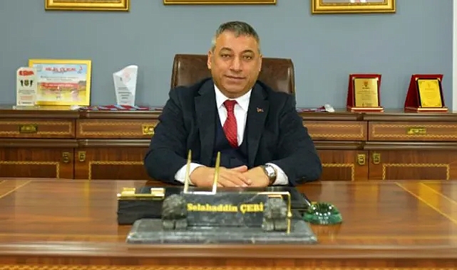 KENDİN GÖRÜŞÜNDEN OLMAYAN HERKESE ZULÜM EDİYOR!