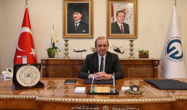 KTÜ REKTÖRÜ PROF. DR. ÇUVALCI'DAN 15 TEMMUZ MESAJI