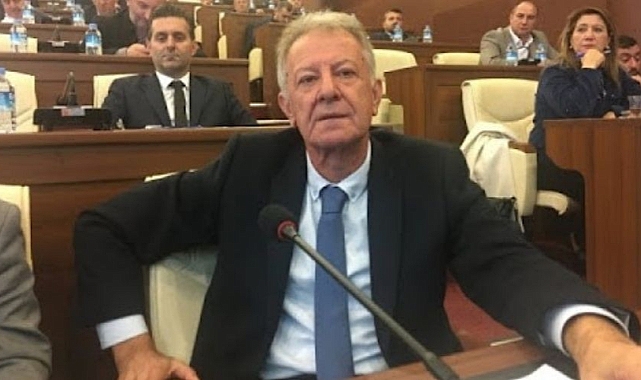 MEYDAN'IN GÖBEĞİNE O BÜFE HİÇ YAKIŞMADI!