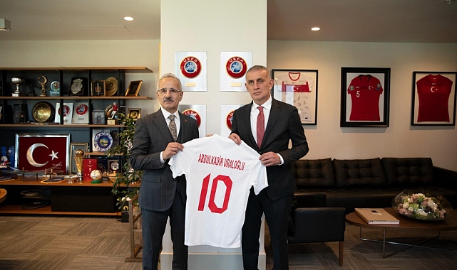 URALOĞLU'NDAN HACIOSMANOĞLU'NA ZİYARET