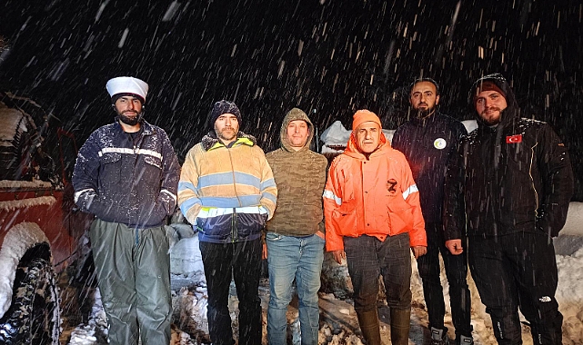 BEYAZ ESARETTEN KURTARDILAR... TİSKİ EKİPLERİ İŞBAŞINDA