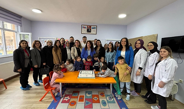 HER ÇOCUK GÜLSÜN