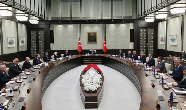 KABİNE TOPLANIYOR