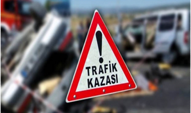 OTOMOBİL KAYALIKLARA UÇTU: 1 ÖLÜ, 3 YARALI
