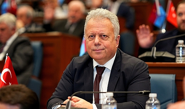 ZORLU: BİZ ÇATIŞMADAN, GERİLİMLERDEN BESLENEN BİR SİYASİ HAREKET DEĞİLİZ