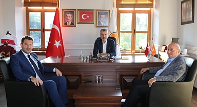 CHP'Lİ ERDEM'DEN BAŞKAN MUMCU'YA SÜRPRİZ ZİYARET: DESTEK İSTEDİ