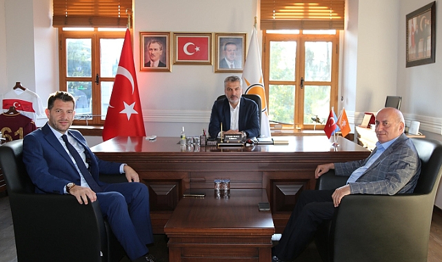 CHP'Lİ ERDEM'DEN BAŞKAN MUMCU'YA SÜRPRİZ ZİYARET: DESTEK İSTEDİ