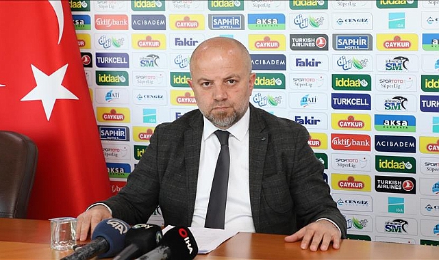 BAKIR'DAN SERT TEPKİ: DÜŞÜN ARTIK RİZESPOR'UN YAKASINDAN!