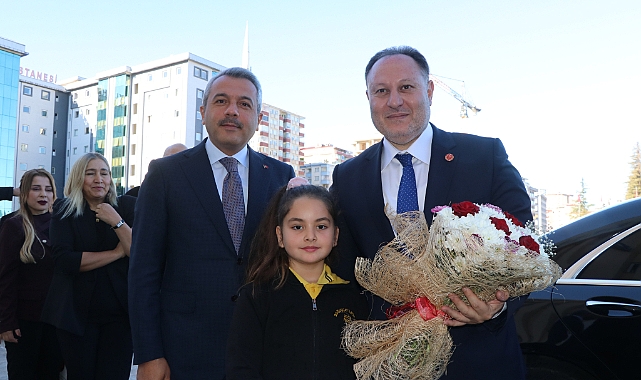 KKTC MECLİS BAŞKANI: TÜRK ASKERİNİN ADADAN AYRILMASI SÖZ KONUSU DEĞİL