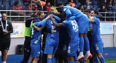 RİZESPOR 3 PUANI 3 GOLLE ALDI