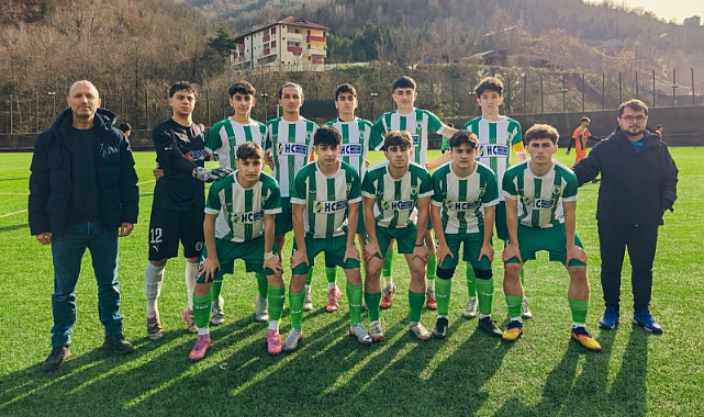 YEŞİL ARTVİNSPOR'UN GENÇLERİ ÇOK FARKLI