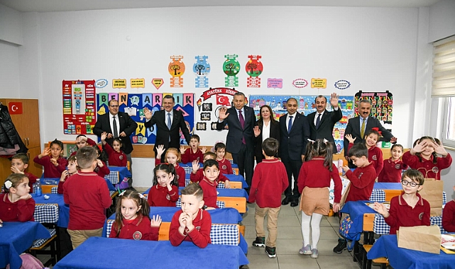BAŞKAN GENÇ, KARNE HEYECANINA ORTAK OLDU