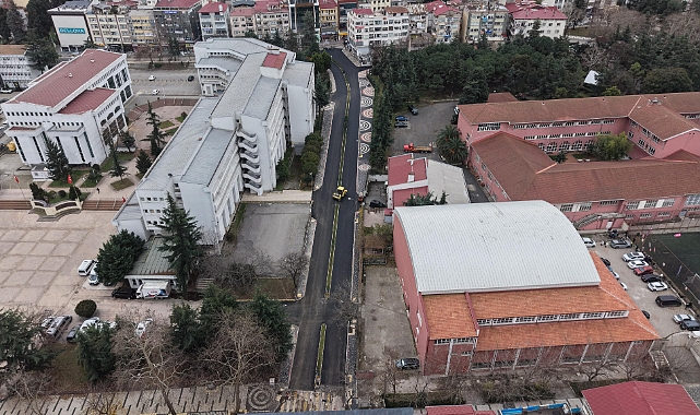 BÜYÜKŞEHİR CADDELERİ YENİLİYOR