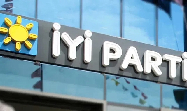 İYİ PARTİ'DE YENİ DÖNEM!
