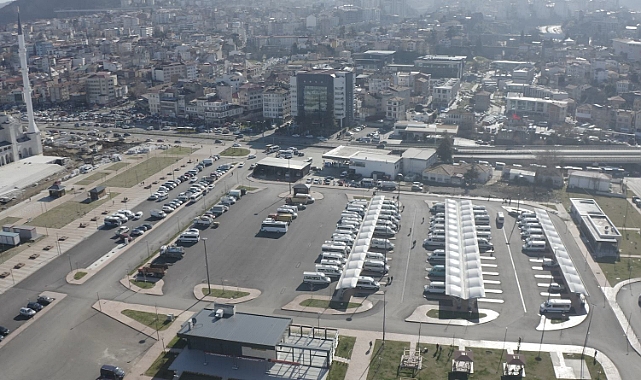 TRABZON'DA DOLMUŞLAR YENİ YERİNE TAŞINIYOR