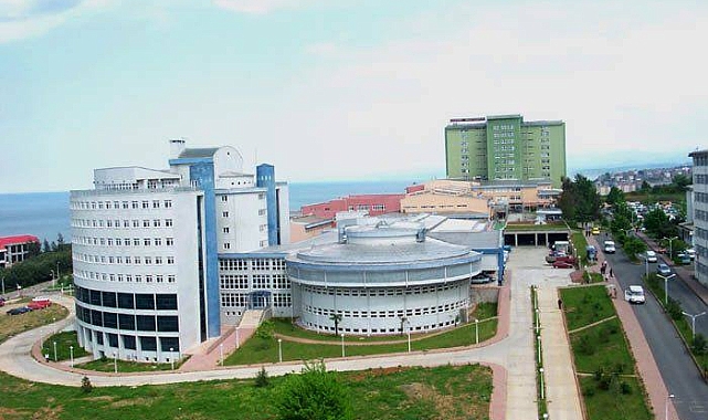 TRABZON'DA KORKUNÇ OLAY... BEBEK BALKONDAN DÜŞTÜ