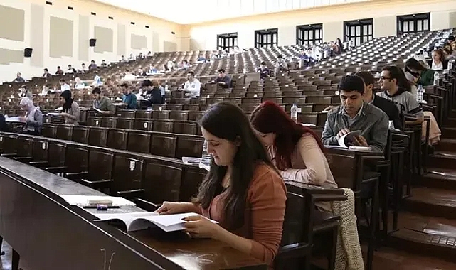 ÜNİVERSİTEDE 3 YILDA DİPLOMA DÖNEMİ