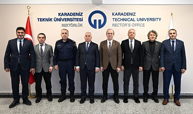 VALİ YILDIRIM'DAN REKTÖR ÇUVALCI'YA VEDA ZİYARETİ