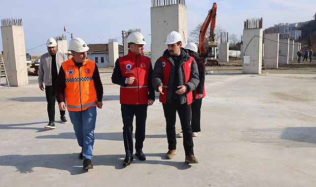 YOMRA'YA MODERN KENT MEYDANI GELİYOR
