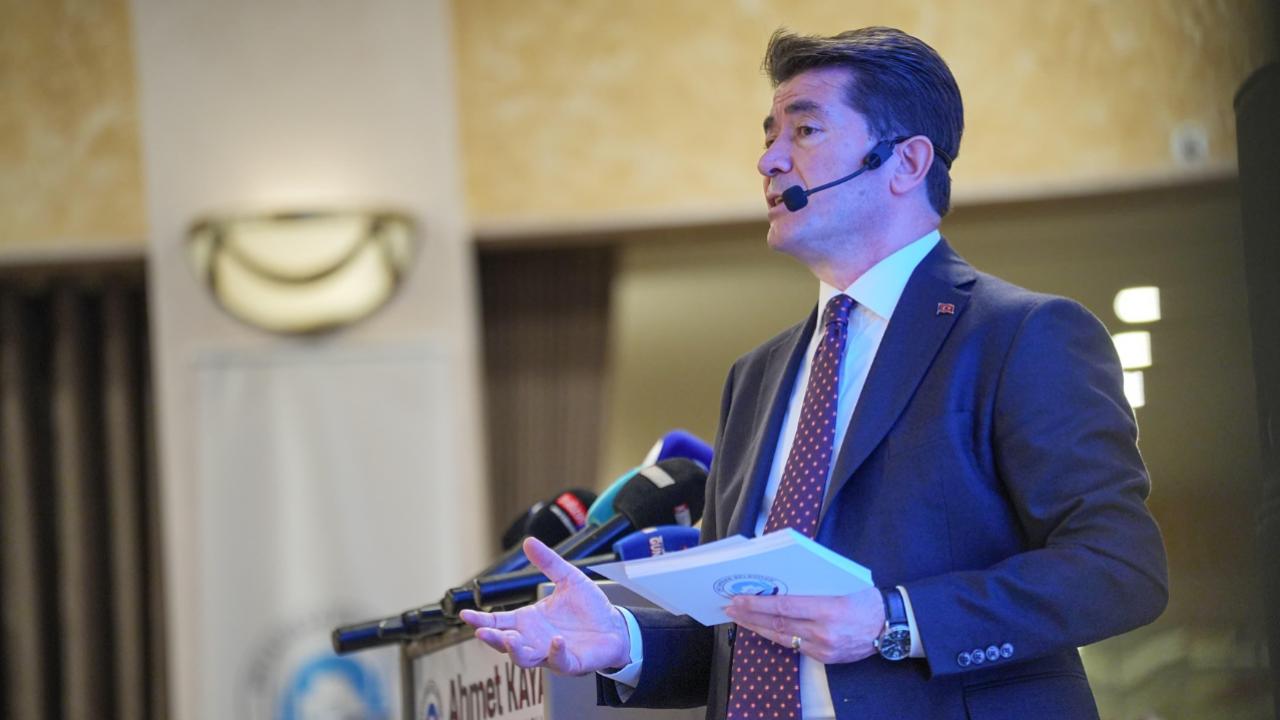 BAŞKAN KAYA'DAN FLAŞ SÖZLER: KAYIT DIŞI ÇALIŞAN BİR BELEDİYE İLE KARŞILAŞTIK
