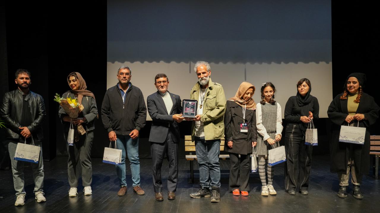 TİYATRO FESTİVALİ “İMPARATOR VE ANJELO” OYUNU İLE SONA ERDİ