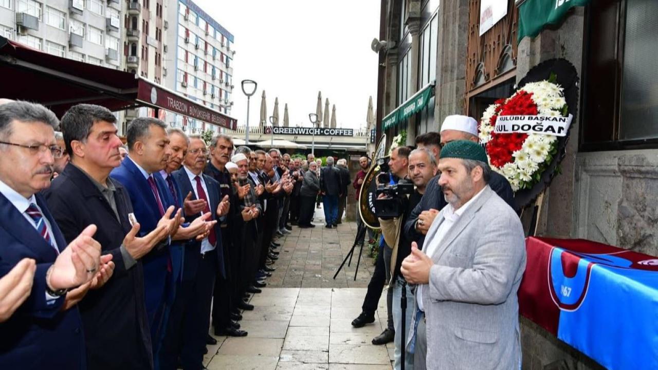 ABDULLAH BEŞİR DUALARLA UĞURLANDI