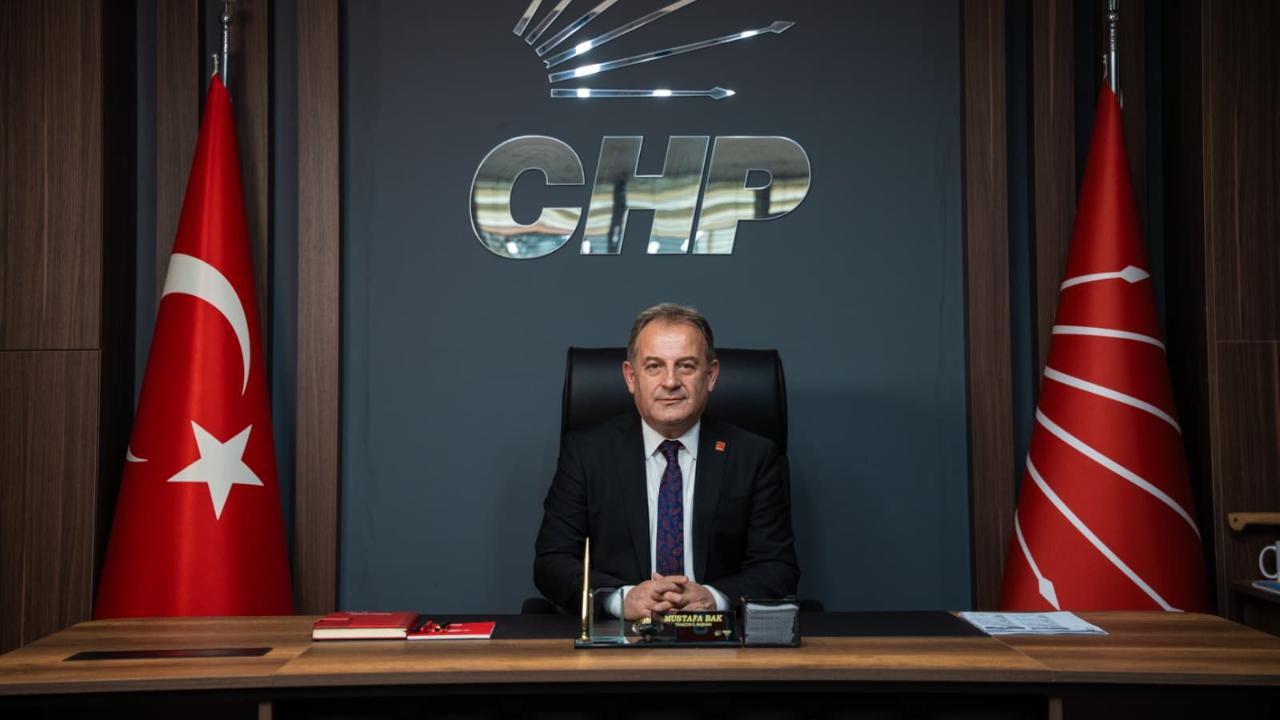 BAŞKAN BAK: KİMSE BU PARTİNİN GELECEĞİNİ SİZE TESLİM ETMEZ