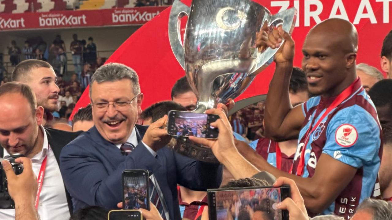 BAŞKAN GENÇ’TEN KUPA ŞAMPİYONU TRABZONSPOR’A TEBRİK