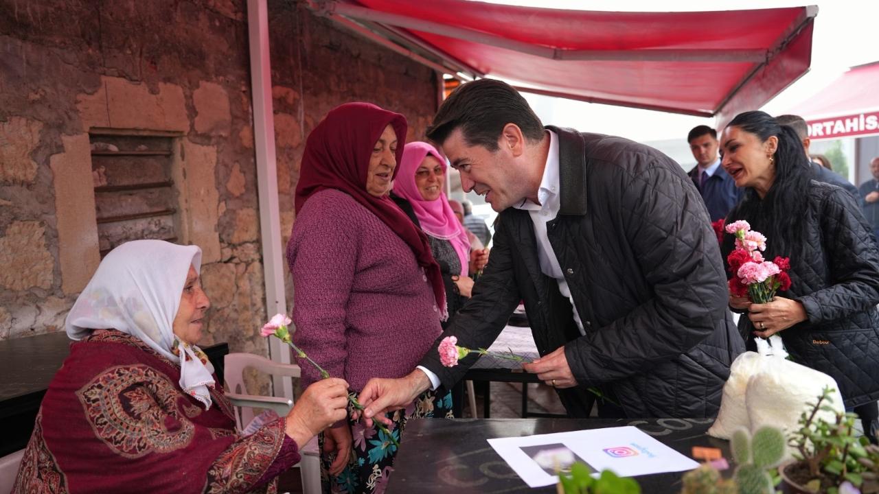 BAŞKAN KAYA, ANNELER GÜNÜ’NÜ KUTLADI