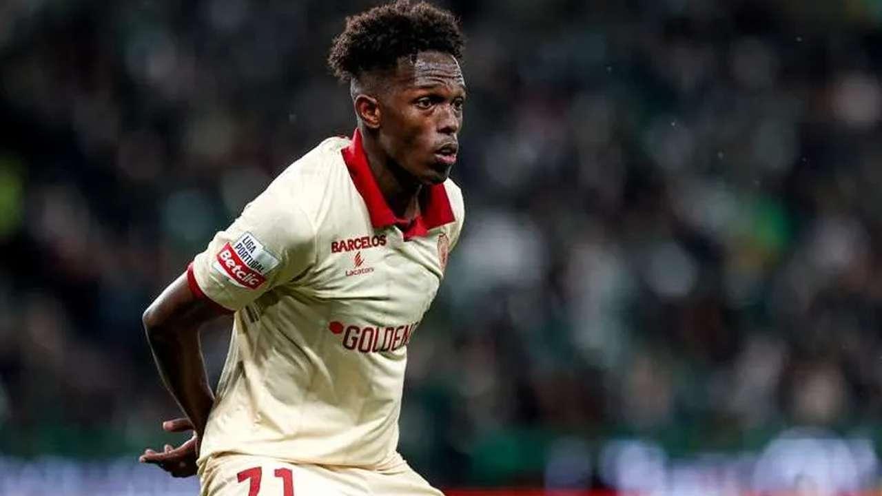 FELİX CORREİA SAVAŞI... EZELİ RAKİP DEVREDE!
