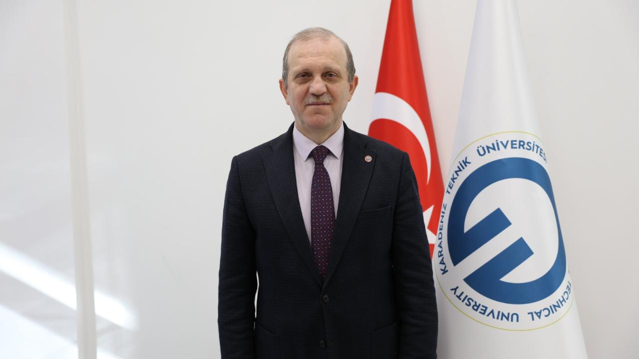 REKTÖR ÇUVALCI'DAN 19 MAYIS MESAJI