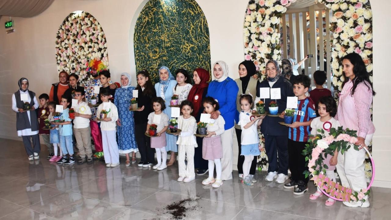 UMUT VE YAŞAM DERNEĞİ'NDEN ANNELER GÜNÜNE ÖZEL ETKİNLİK