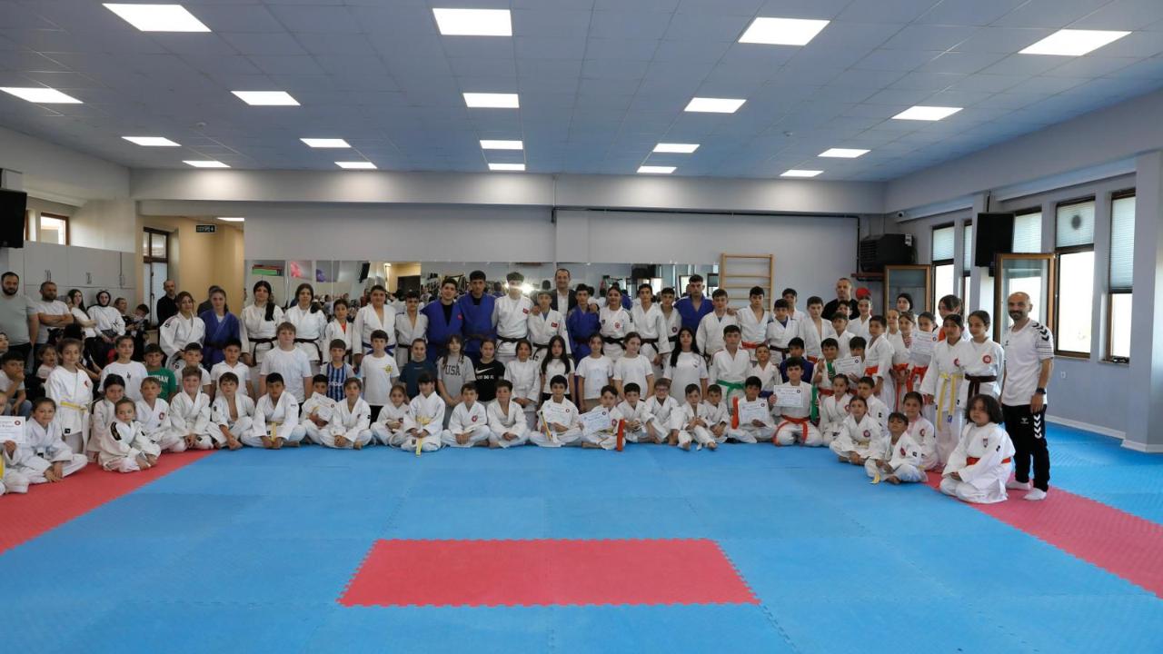 AKÇAABAT'TA JUDO KUŞAK SINAVI HEYECANI