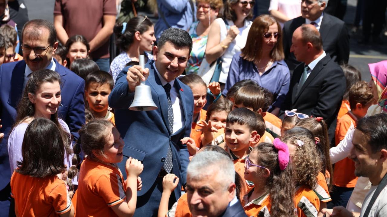ARTVİN'DE KARNE HEYECANI