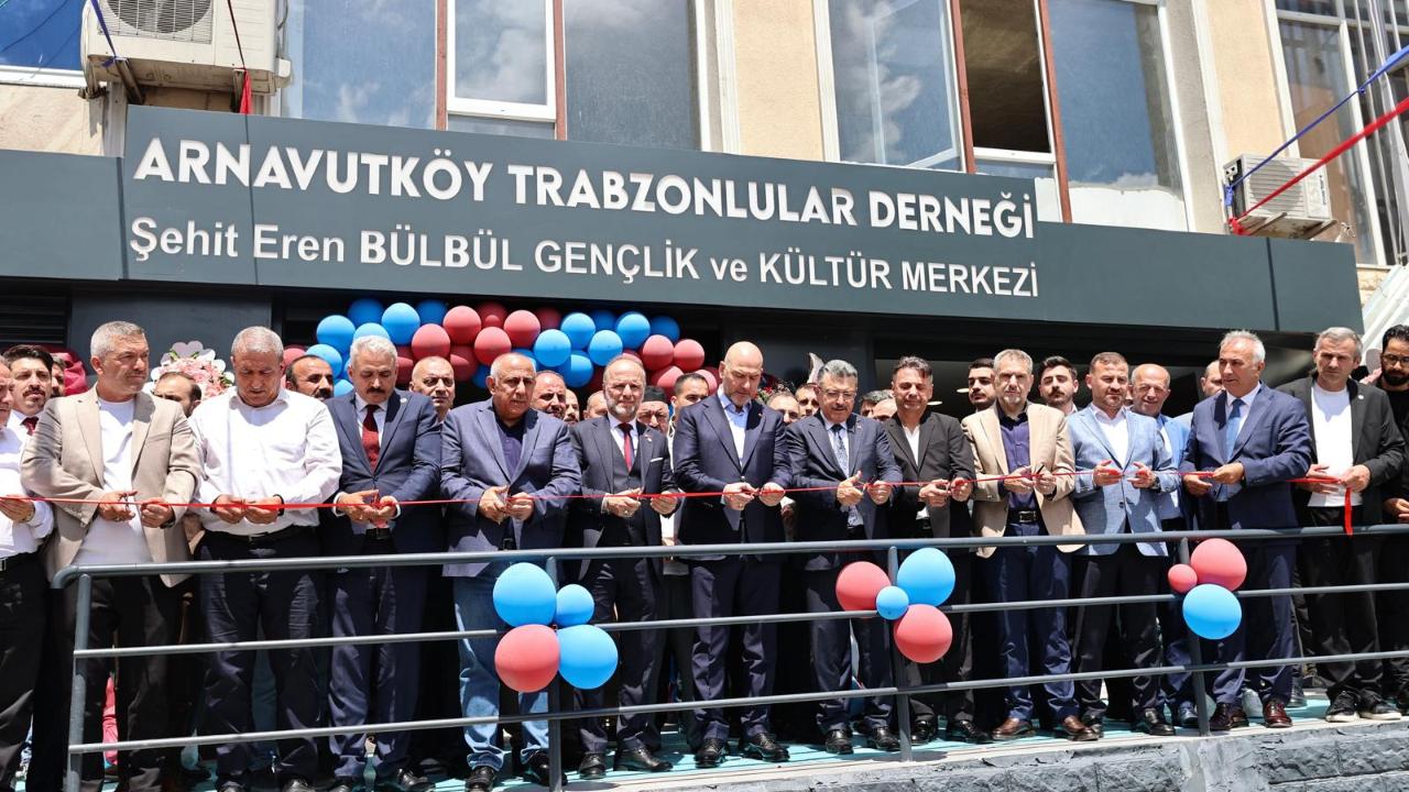 BAŞKAN GENÇ:ŞEHİTLERİMİZİN HATIRALARI EBEDİYEN YAŞATILACAK