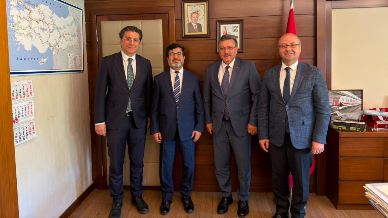 BAŞKAN GENÇ'TEN GENEL MÜDÜR EYİGÜN'E ZİYARET