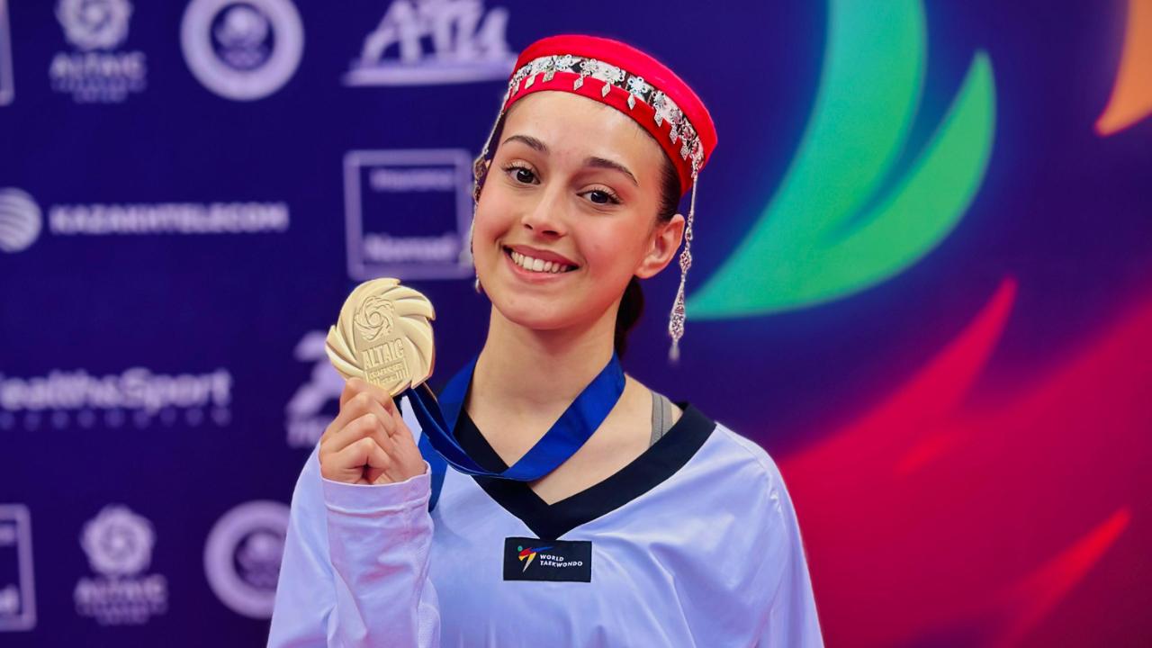 BÜYÜKŞEHİR SPORCUSU AYBİKE GURURLANDIRDI