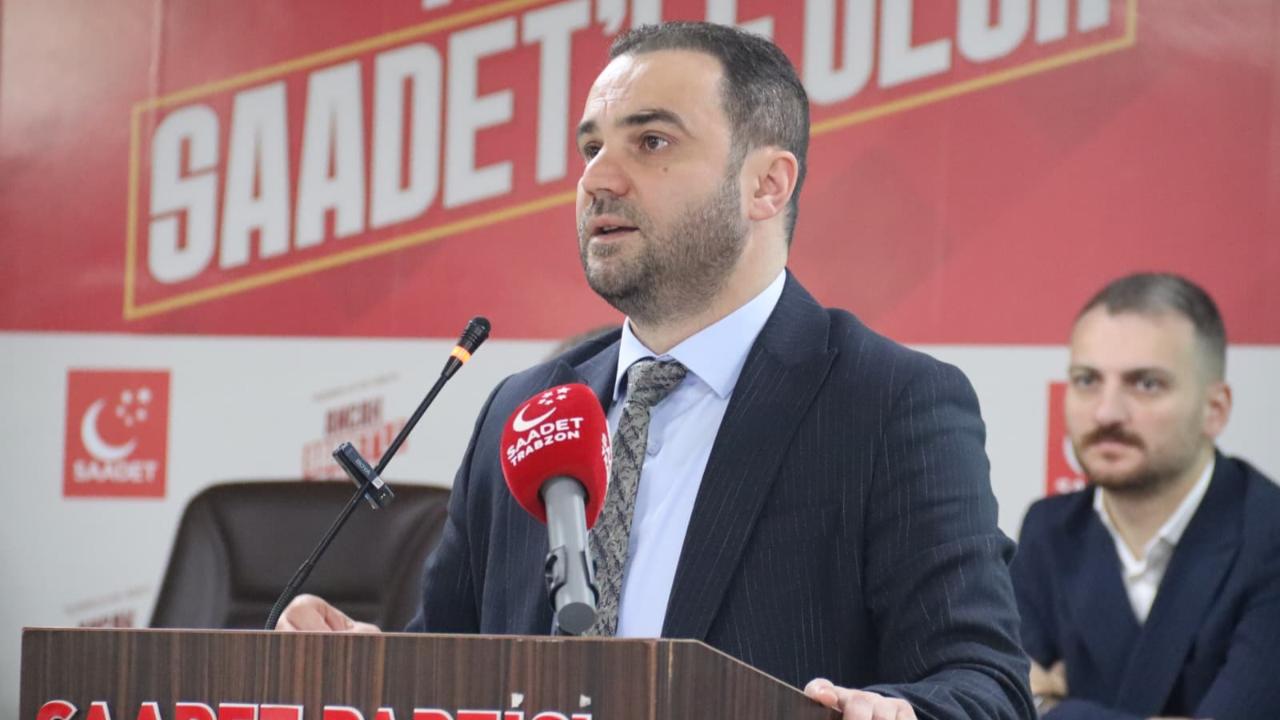 MURATOĞLU: "GENÇLERİN SİYASETE KATILIMI TÜRKİYE'NİN GELECEĞİ İÇİN HAYATİ ÖNEME SAHİPTİR"