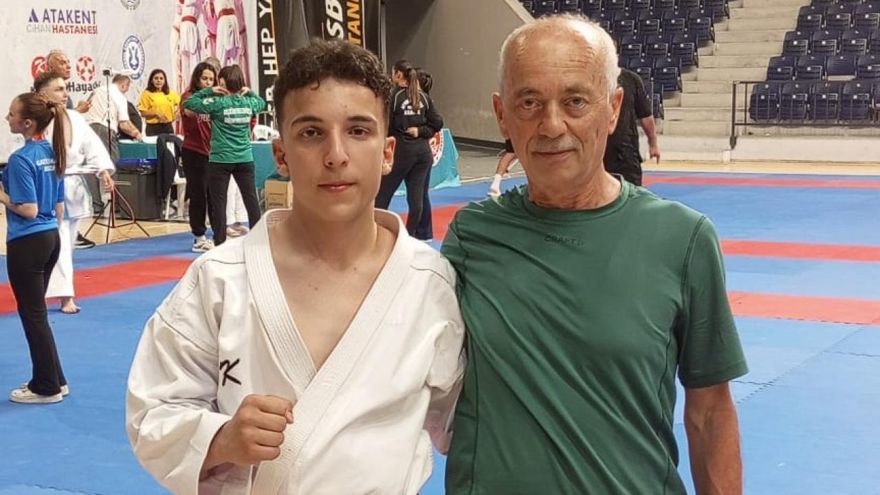 RİZELİ MİLLİ KARATECİ HÜSEYİN KABİL AKDENİZ ŞAMPİYONU OLDU