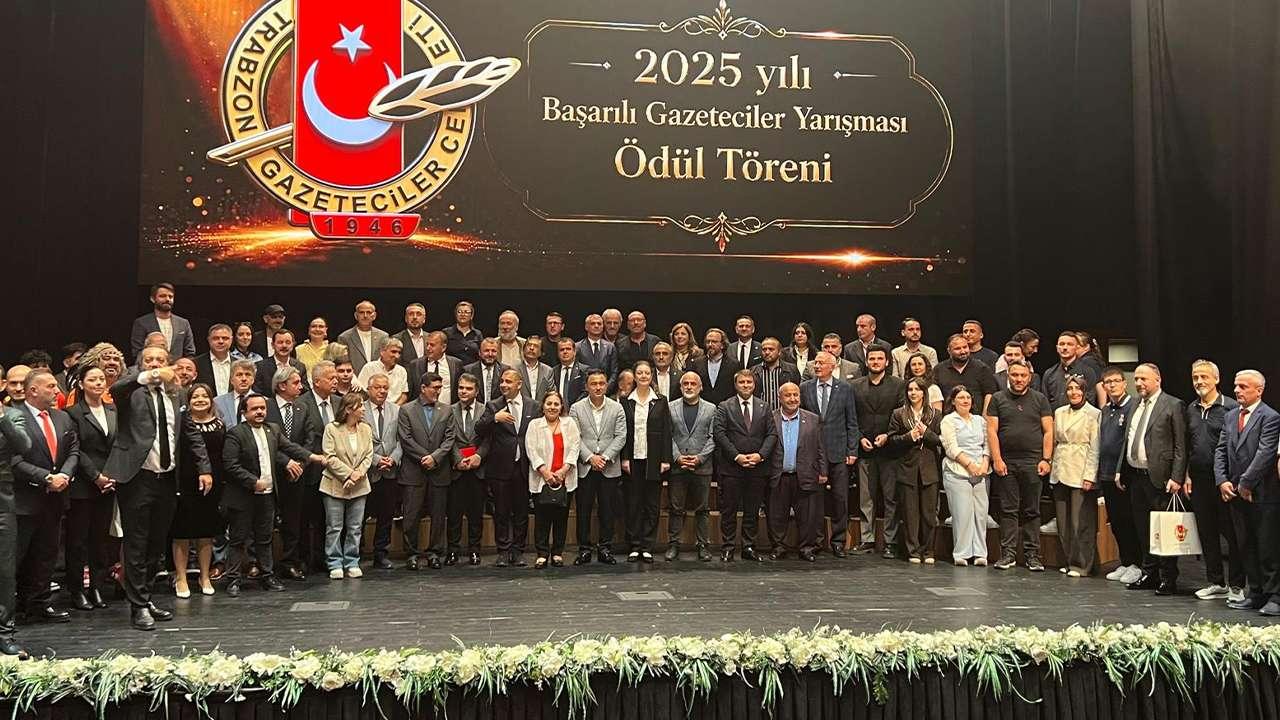 TRABZON'DA 2025 YILININ BAŞARILI GAZETECİLERİ ÖDÜLLERİNE KAVUŞTU