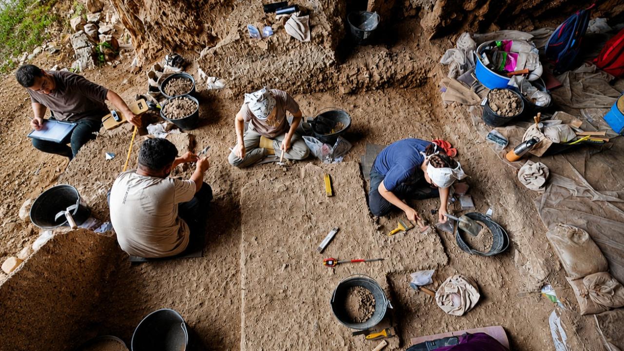 KTÜ'LÜ AKADEMİSYENLER İNSANLIK TARİHİNE IŞIK TUTTU