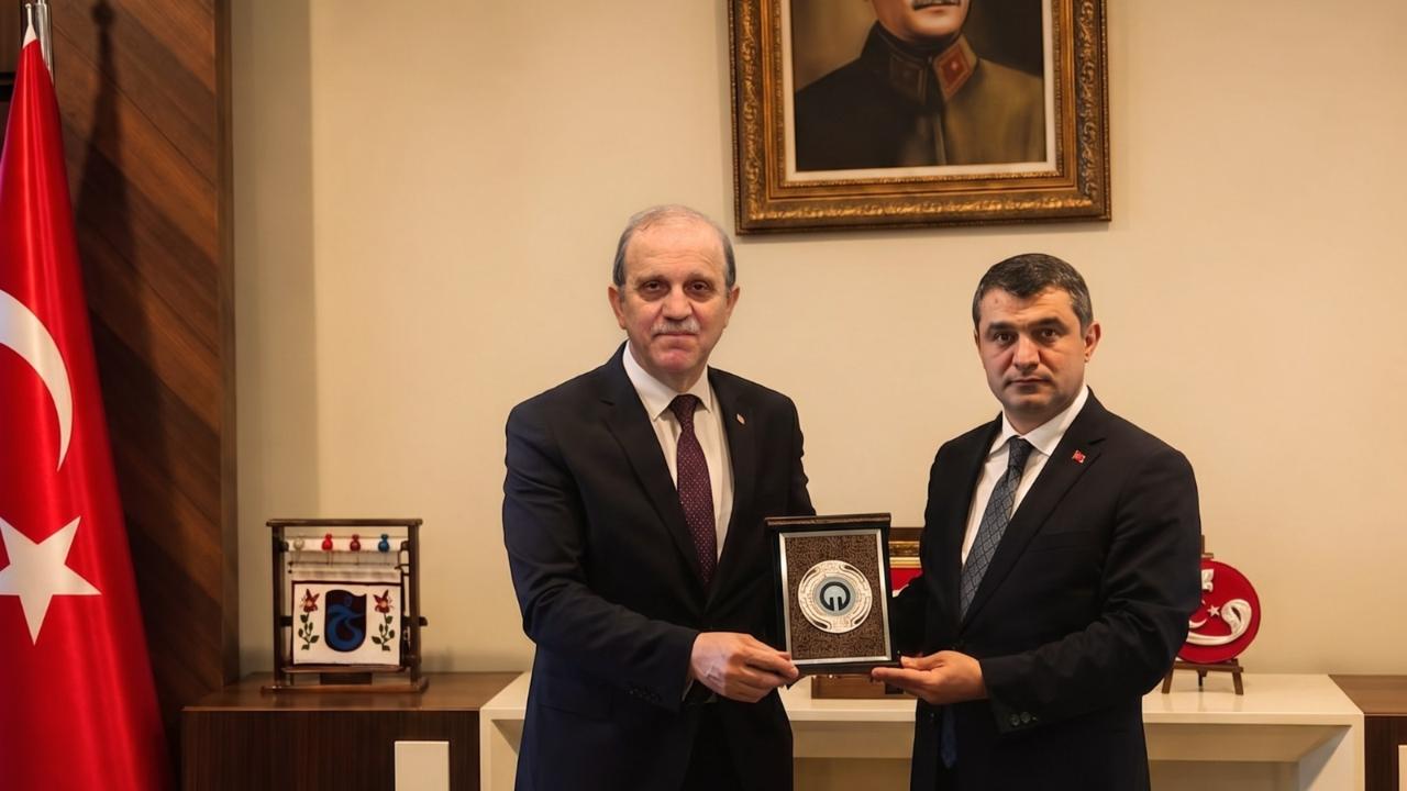 REKTÖR ÇUVALCI'DAN TEİAŞ GENEL MÜDÜRÜNE HAYIRLI OLSUN ZİYARETİ